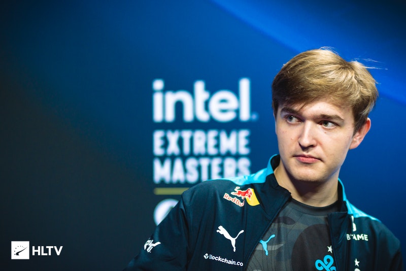 夏季赛骑士之路D3：Angel交手Ucal ，Hoya对线Hery